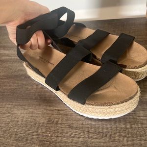 Platform sandals